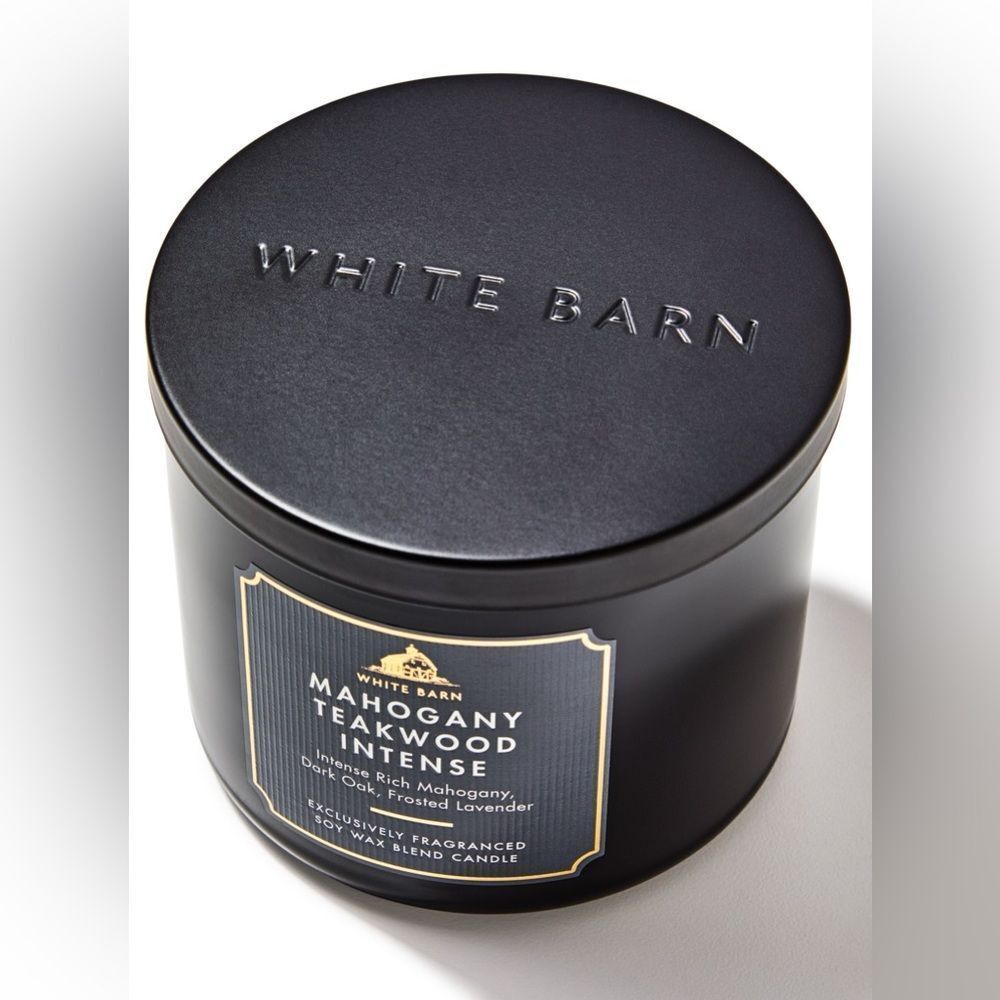 New in box White Barn Mahogany Teakwood Intense Candle - Black